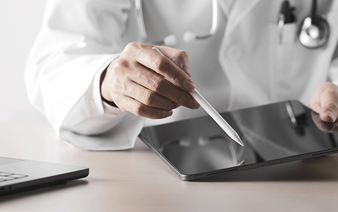 大便带血别大意，专属私人医生如何跑赢直肠癌