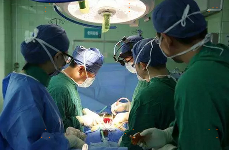 国康健康保险与医院合作救助生命