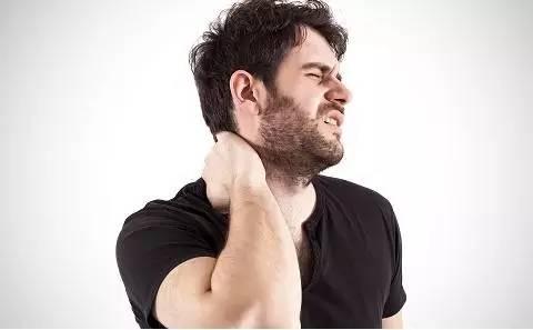 治好落枕，我只用这两招！