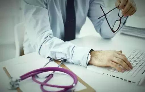 中国人在日本经历了什么？为何在日华人频频中年早逝？