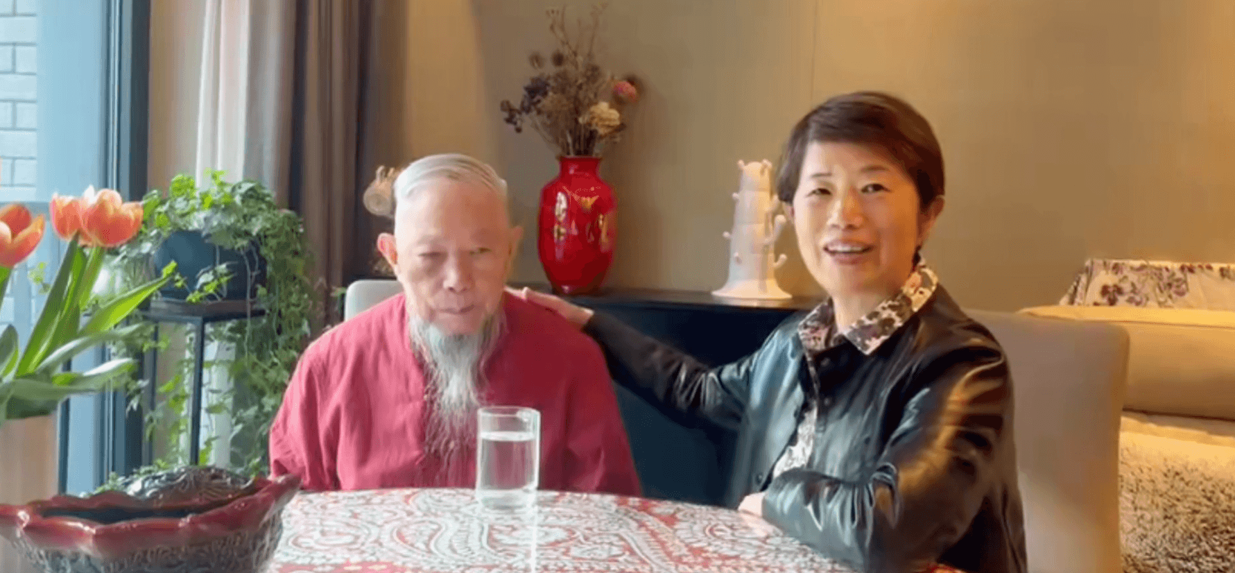 百丽国际高级副总裁 李昭和父亲